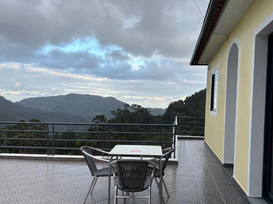 Вилла The Hideaway Retreat Santo Antonio da Serra Экстерьер фото